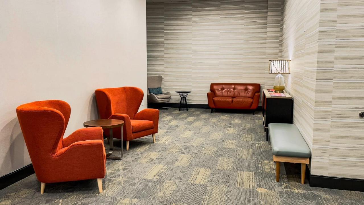 Holiday Inn Omaha Downtown - Waterpark By Ihg Extérieur photo