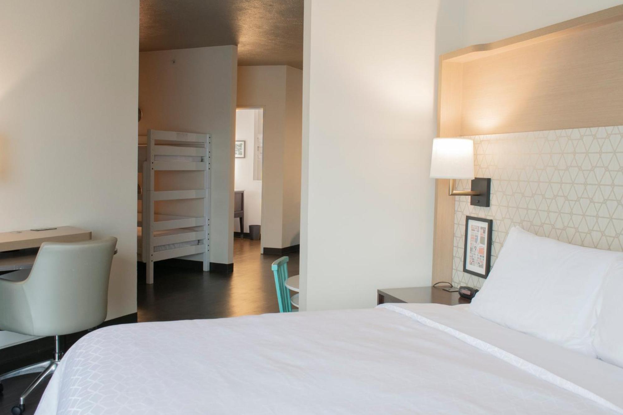 Holiday Inn Omaha Downtown - Waterpark By Ihg Extérieur photo